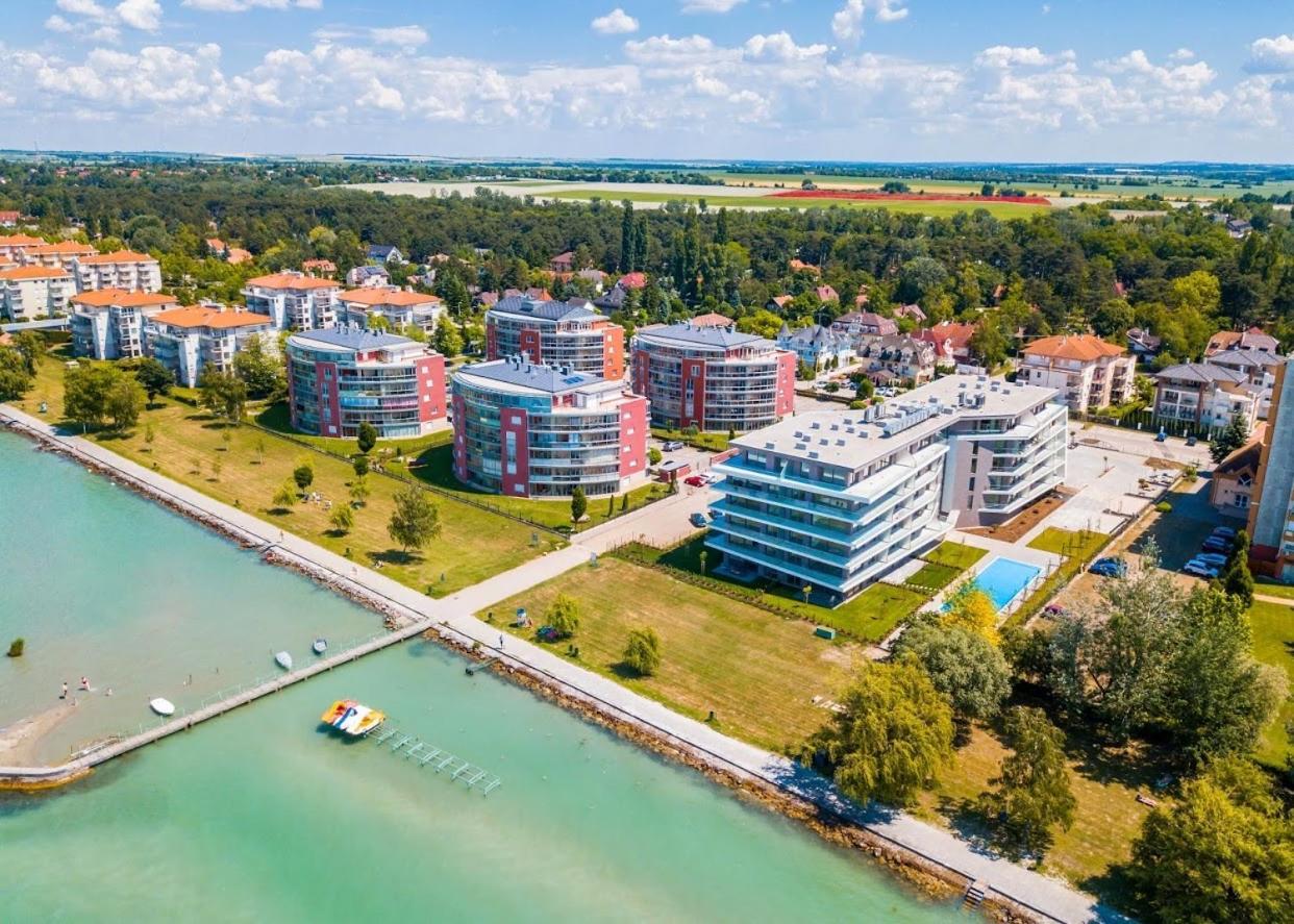 Myflat Coral Beach Apartment シオーフォク エクステリア 写真