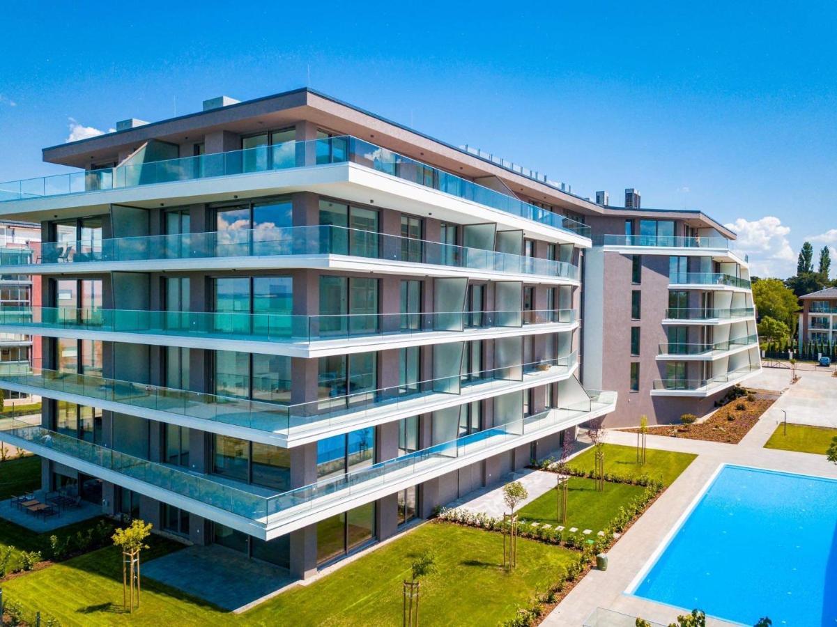Myflat Coral Beach Apartment シオーフォク エクステリア 写真